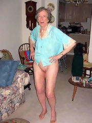 sexy_old_ladies_11223667